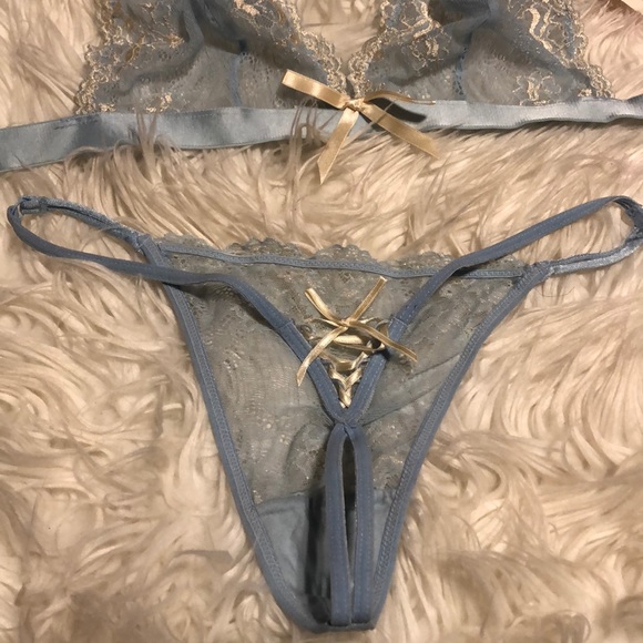 Matching Bra and panty set - Picture 2 of 3
